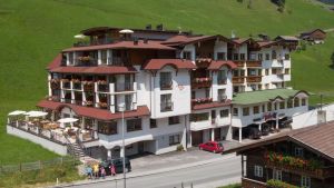 Stellenangebote Hotel Tirolerhof, Tux