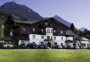 Stellenangebote HOTEL BERGROSE, STROBL
