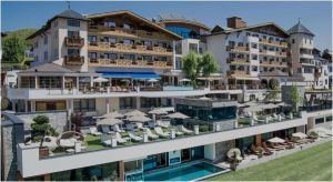 Stellenangebote Hugo Westreicher Ges.m.b.H. - Wellnesshotel Cervosa, Serfaus